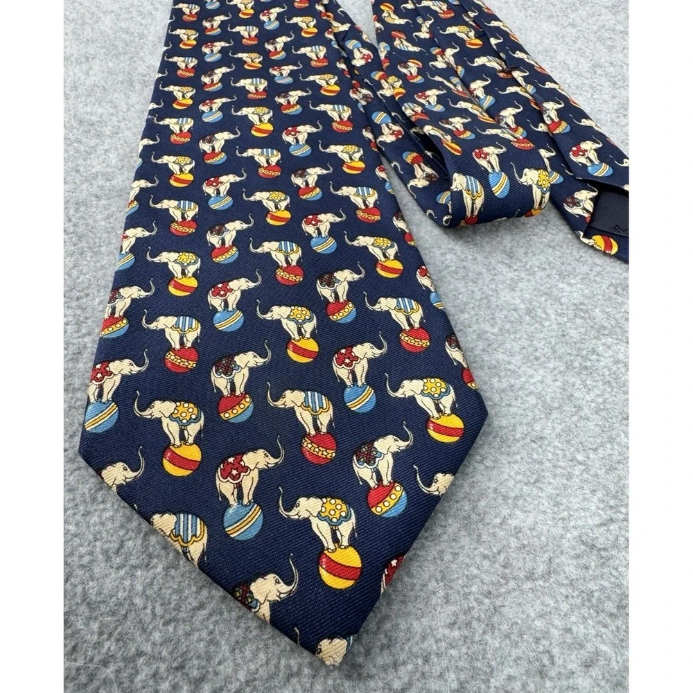 Brooks Brothers Makers Silk Necktie Circus Elephant Print Novelty USA Made‎